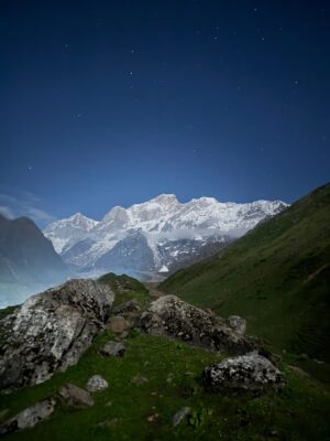 Ankita Konwar Instagram - Trekked to Kedarnath from Chaumasi through Kham Bugyal over the 14000ft Hathni Col, what a beautiful journey 😀 
It was around 30kms to Kedarnath and we took 2 days to complete it!
The second day took us around 17 hrs through a steep climb and crossing ice and snow but the excitement of seeing Kedarnath temple at 1am in the morning took away all our tiredness !! Jai Shree Kedar ! Jai BholeNath ! Har Har Mahadev !!!!!!!!
