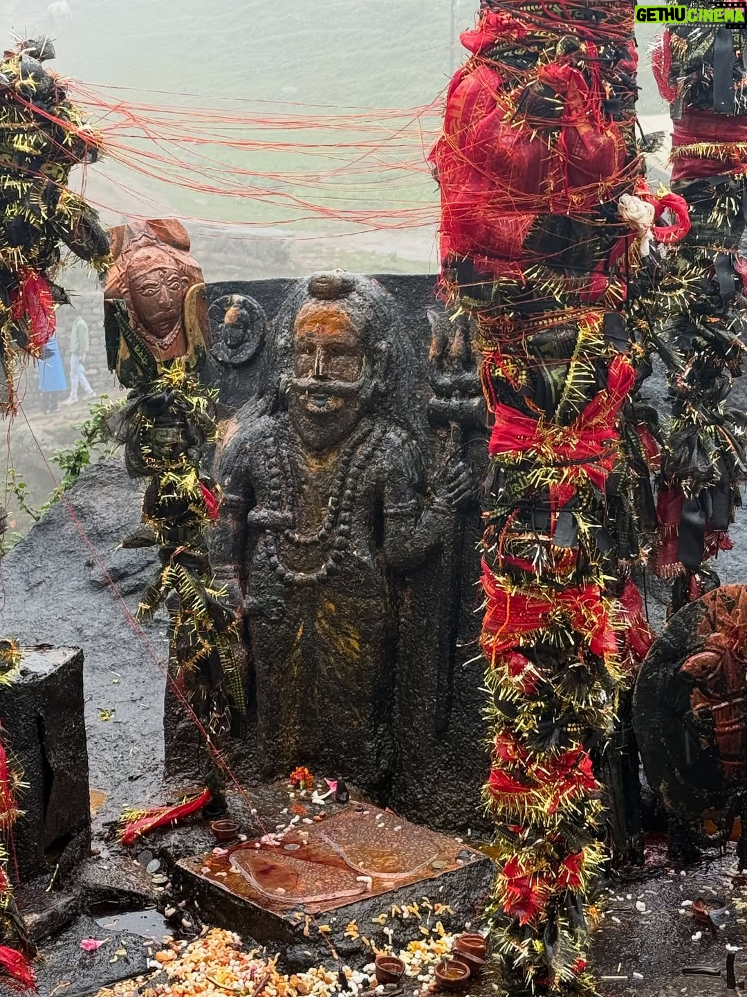 Ankita Konwar - 207.7K Likes - Trekked to Kedarnath from Chaumasi through Kham Bugyal over the 14000ft Hathni Col, what a beautiful journey 😀 
It was around 30kms to Kedarnath and we took 2 days to complete it!
The second day took us around 17 hrs through a steep climb and crossing ice and snow but the excitement of seeing Kedarnath temple at 1am in the morning took away all our tiredness !! Jai Shree Kedar ! Jai BholeNath ! Har Har Mahadev !!!!!!!!