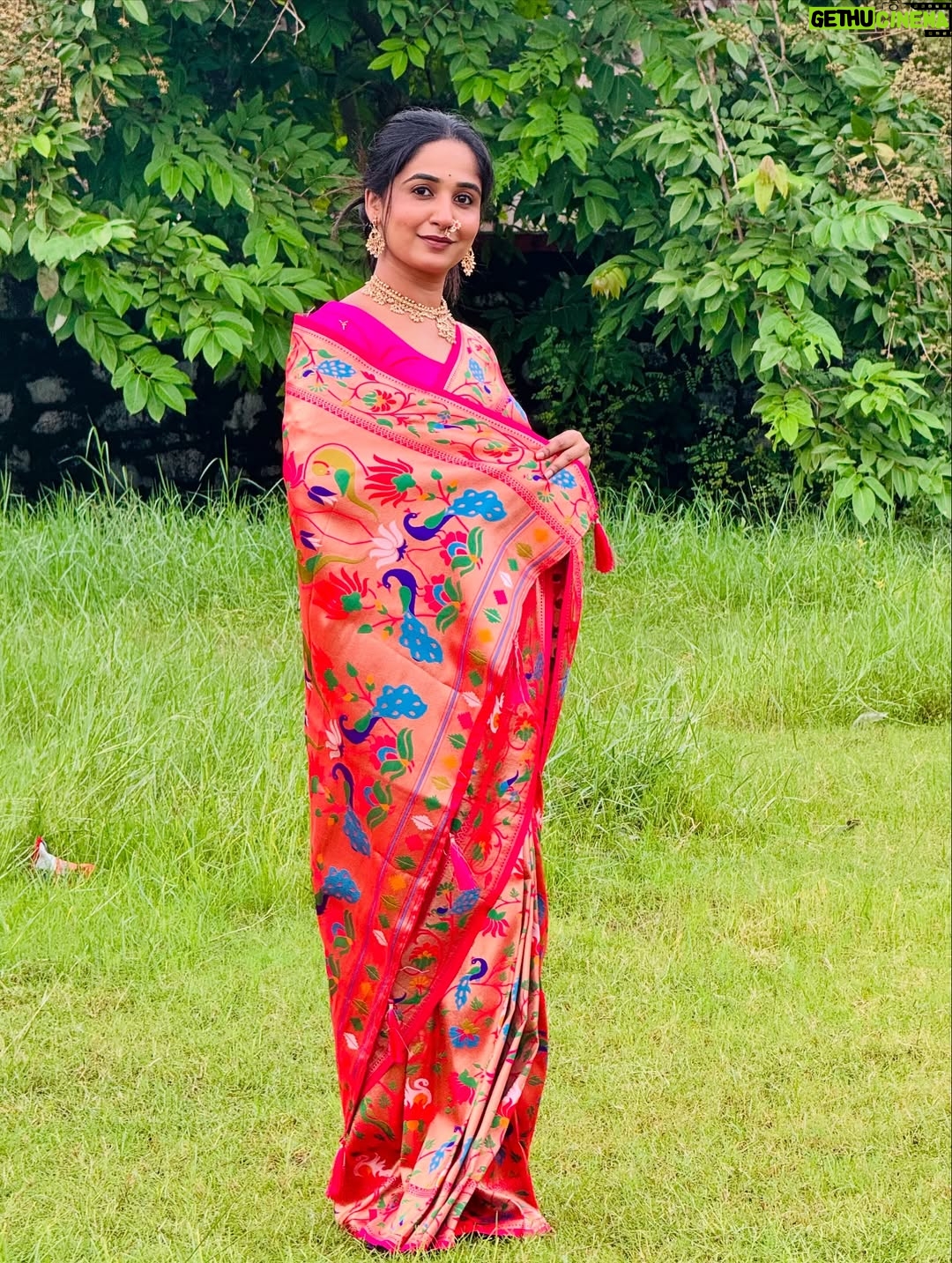 Ankita Raut - 16.2K Likes - Maz saglyat pahil & favourite saree page ..❤️
.
Beautiful saree by - @swastik_paithani5061 
.
.
#ankitaraut #artist #viral #paithani