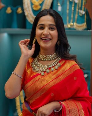 Ankita Raut Instagram - Beautiful collection..🤩❤️ @aaryadagina
.
Address- Shop No 2, Aarya Dagina, near New English School, Talav Pali, Thane
.
#ankitaraut #artist #marathi #marathimulagi #jewellery #ad #bridaljewellery