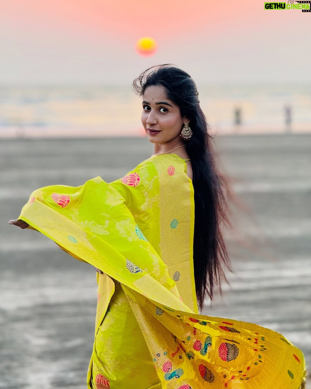 Ankita Raut - 16.6K Likes - Tum nahi bhulna ..❤️
.
Beautiful saree by - @lucky_paithani_yeola 
.
.
#ankitaraut #artist #love #marathi #marathimulgi❤️ #trending #viral