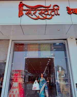 Ankita Raut Instagram - Ek nahi Raja mala jodi pahije ..😒💃🏻
Thank you @_saraswatitextiles_ ❤️🤩
Address - Datt snacks samor,palaspe phata ,panvel
.
.
#ankitaraut #artist #love #marathi #marathimulgi #trending #trendingnow #sareelovers #saree #sareeindia #manufacturing #manufactures