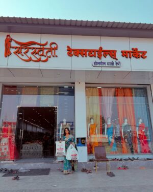Ankita Raut Instagram - Ek nahi Raja mala jodi pahije ..😒💃🏻
Thank you @_saraswatitextiles_ ❤️🤩
Address - Datt snacks samor,palaspe phata ,panvel
.
.
#ankitaraut #artist #love #marathi #marathimulgi #trending #trendingnow #sareelovers #saree #sareeindia #manufacturing #manufactures