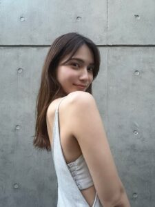 Actress Anna Iriyama HD Photos and Wallpapers September 2025