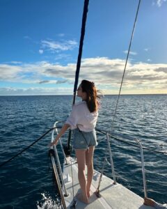 Actress Anna Iriyama HD Photos and Wallpapers January 2025