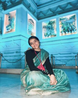 Annu Sood Instagram - मन तुलसी का दस है, वृन्दावन हो धाम 🦚
साँस-साँस मैं राधा बसे,रोम रोम मैं श्याम🥹।।
हरे कृष्ण,हरि बोल 🦚🙏
#explore #trending #vrindavan