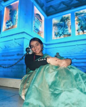 Annu Sood Instagram - मन तुलसी का दस है, वृन्दावन हो धाम 🦚
साँस-साँस मैं राधा बसे,रोम रोम मैं श्याम🥹।।
हरे कृष्ण,हरि बोल 🦚🙏
#explore #trending #vrindavan