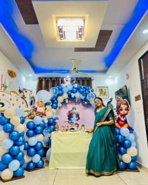Annu Sood Instagram - हरे कृष्ण,हरि बोल 🙌🥹
31-10-2024🦚
#explorepage #trending #laddugopal