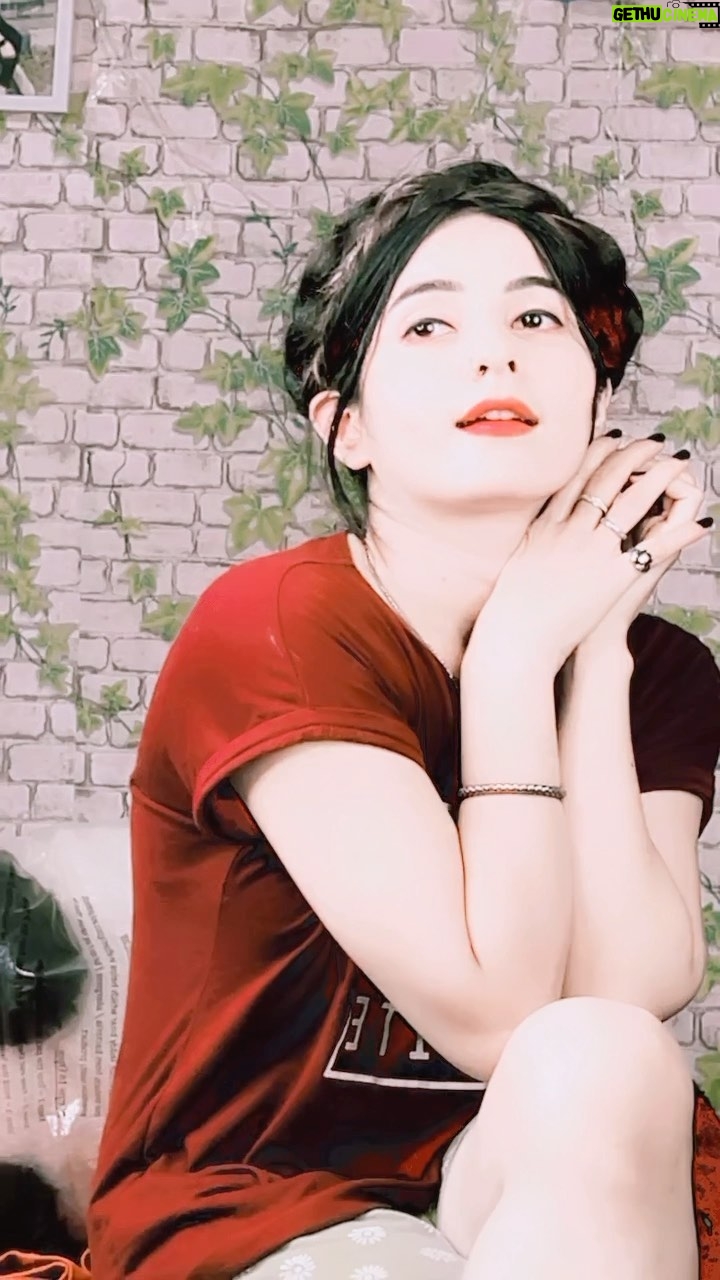 Annupriya Singh - 59K Likes - 🌹
.
@cute_annupriya_singh 
.
#reels #pose #love #cuteannupriyasingh #reelitfeelit #instagood #foryou #explore #lipsync #duetwithme #duet
