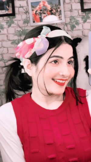 Annupriya Singh Instagram - Tag your smileee🥰❤️
.
@cute_annupriya_singh 
.
#reels #lipsync #trendingreels #trendingsongs #trending #reelsvideo #love #cuteannupriyasingh #reelitfeelit #instagood #foryou #explore #lipsync #duetwithme #duet