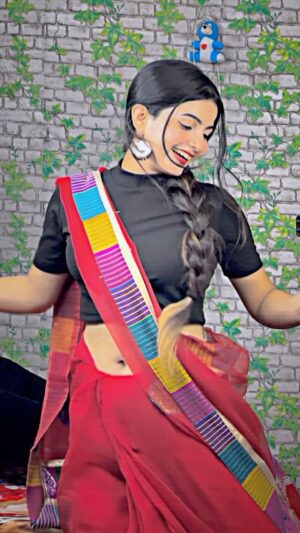 Annupriya Singh Instagram - Lo mai aa gyi🥰
.
@cute_annupriya_singh 
.
#reels #reelitfeelit #reelsvideo #reelsdaily #reelitin #reelslove❤️ #reelkarofeelkaro #exploremore #cuteannupriyasingh