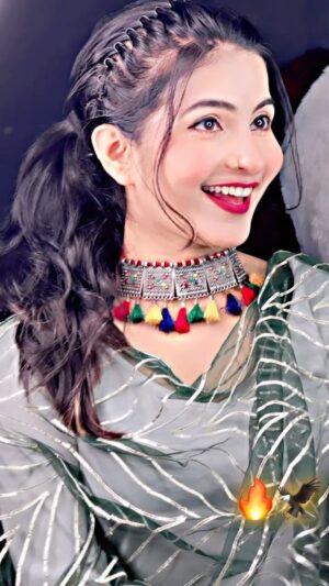 Annupriya Singh Instagram - 🔥🦅
.
@cute_annupriya_singh 
.
#reels #lipsync #love #cuteannupriyasingh #reelitfeelit #instagood #foryou #explore #lipsync #duetwithme #duet