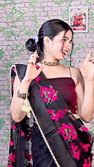 Annupriya Singh Instagram - Hum dono ka saath ho❤️🌍🙈
.
@cute_annupriya_singh 
.
#lipsync #reels #reelitfeelit #reelsvideo #reelsdaily #reelitin #reelslove❤️ #reelkarofeelkaro #exploremore #cuteannupriyasingh