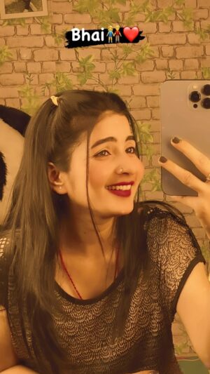 Annupriya Singh Instagram - Bhai k liye jyada se jyada share kdo guyz❤️🫶👫
.
@cute_annupriya_singh 
.
#reels #bhai #brother #ownvoice #brotherhood #sister #love #lipsync #reelitfeelit #reelsvideo #reelsdaily #reelitin #reelslove❤️ #reelkarofeelkaro #exploremore #cuteannupriyasingh #fyp #dialogue #motivationhind #hindimotivation #hindilines