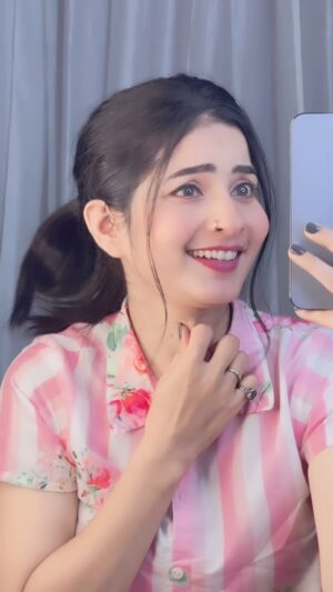 Annupriya Singh Instagram - Dholna❤️🫰🏻👀
.
@cute_annupriya_singh 
.
.
#reels #love #reelitfeelit #reelkrofeelkro #explore #reelsinstagram #reelsvideo #reelsindia #reelsviral #reelsinsta #reelslovers #trendingreels #viralreels #fyp #cuteannupriyasingh