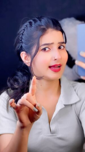 Annupriya Singh Instagram - 😒….
.
@cute_annupriya_singh 
.
#reels #lipsync #kutta #cuteannupriyasingh #reelitfeelit #instagood #foryou #explore #lipsync #duetwithme #
