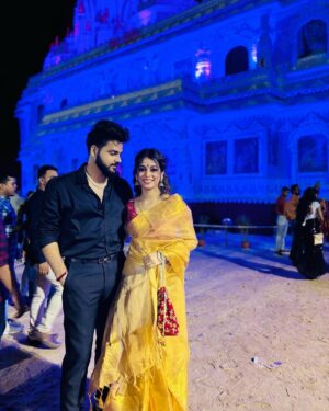 Anwesha Roy Chowdhury Instagram - To the world you may be one person but to me. You are the world 🌍 🫶
Happy Birthday Jaan😘