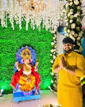 Anwesha Roy Chowdhury Instagram - May Lord Ganesha remove all
obstacles from your life. Happy Ganesh
Chaturthi!✨