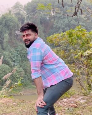 Anwesha Roy Chowdhury Instagram - Don’t miss the twerk👅
Vlog Dekhlia?👀