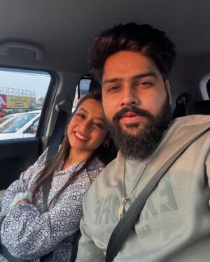 Anwesha Roy Chowdhury Instagram - Happiest birthday to the best life partner and the most beautiful girl in the world🌹❣️ Happy Birthday to you🦋