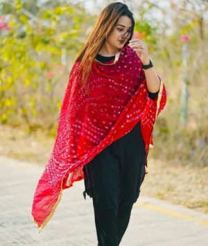 Apoorva Jadaun Instagram - "Sab kuch sun liya bas bhabhi sunna
Reh gya"😜😝 
.
👗 @tryonclothe_ 
🎨 @priyanshushuklaa