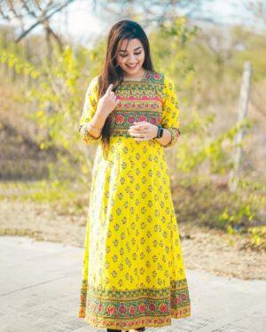 Apoorva Jadaun Instagram - Tumse Naraaz Hokar Kahan Jaayenge..
Jhagdenge, Baaten Sunayenge, Fir Laut Aayenge❤️
.
👗 @tryonclothe_
🎨 @priyanshushuklaa