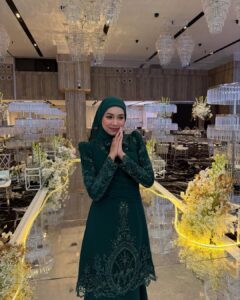 Actress Aprena Manrose HD Photos and Wallpapers February 2025