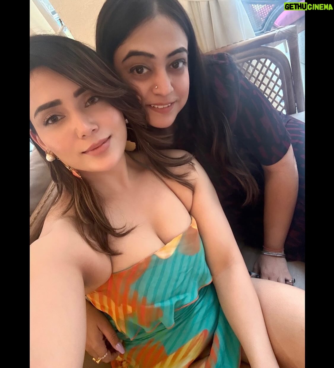 Apurva Mehrotra - 15.7K Likes - Sunkissed evening ☕️🌥️
.
.
.
.
.
.
.
#coffee #lover #food #fun #friends #october #winter #favorite #season  #month #instafashion #instalove #instamood #instalike