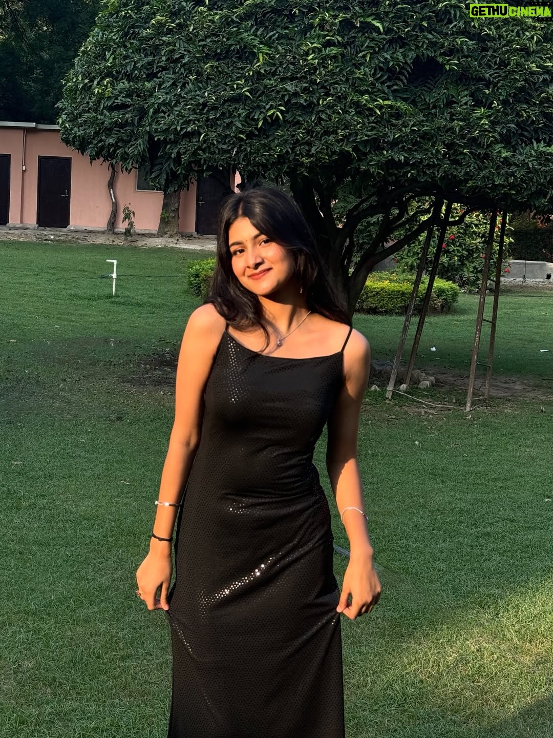 Aradhya Singh - 59K Likes - Face Card never declines 🖤🪩✨

#freshersparty #black