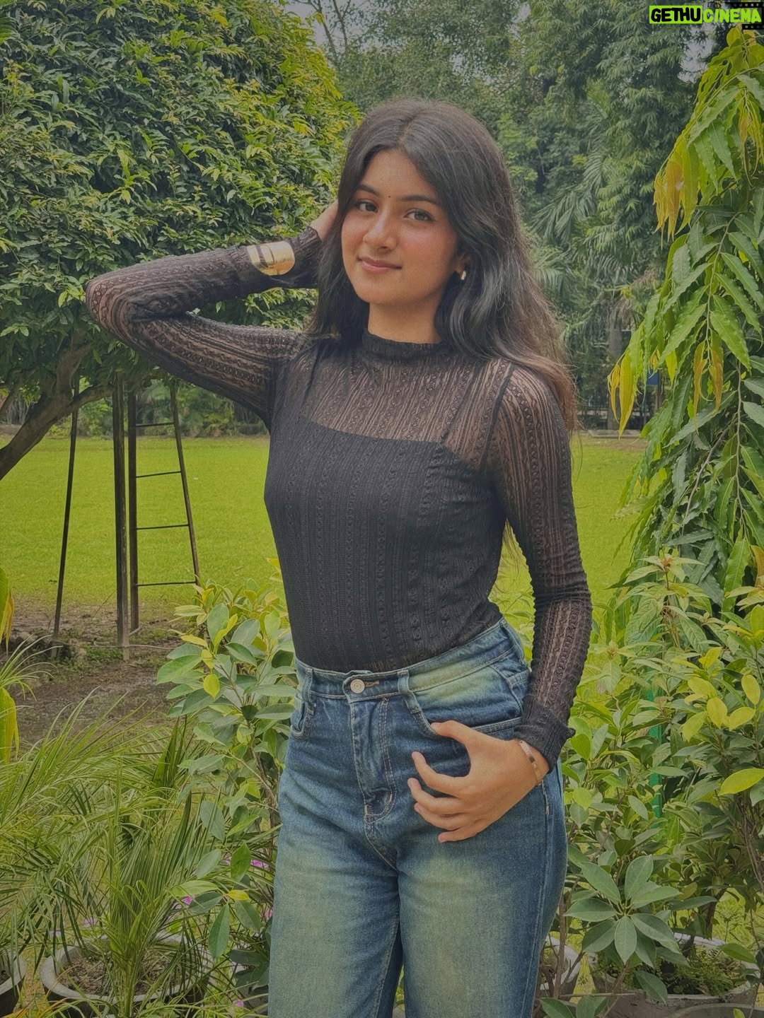 Aradhya Singh - 67.5K Likes - Azul🕷️🔥✨