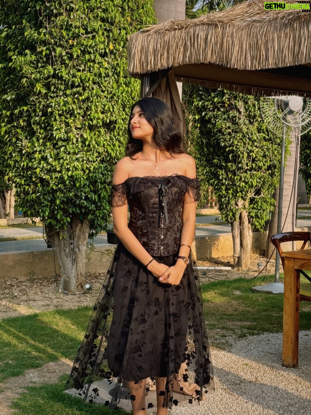 Aradhya Singh - 54.7K Likes - Do dhaari talwar👀🖤🪩