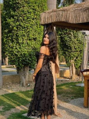 Aradhya Singh Instagram - Do dhaari talwar👀🖤🪩