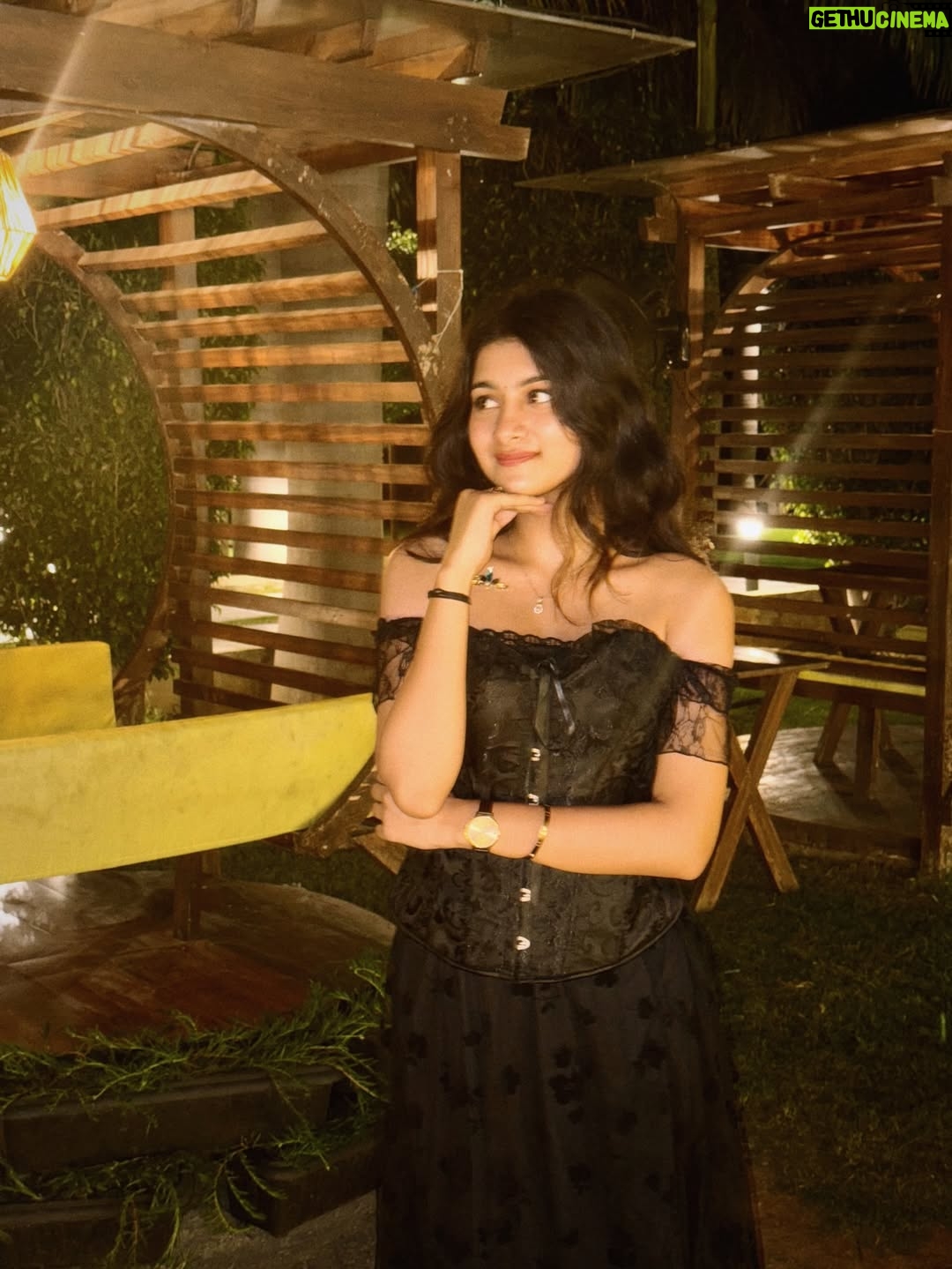 Aradhya Singh - 54.7K Likes - Do dhaari talwar👀🖤🪩