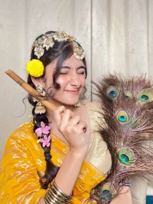 Aradhya Singh Instagram - Radhe Radhe 😌🦚🌼💘

#radharanilook
