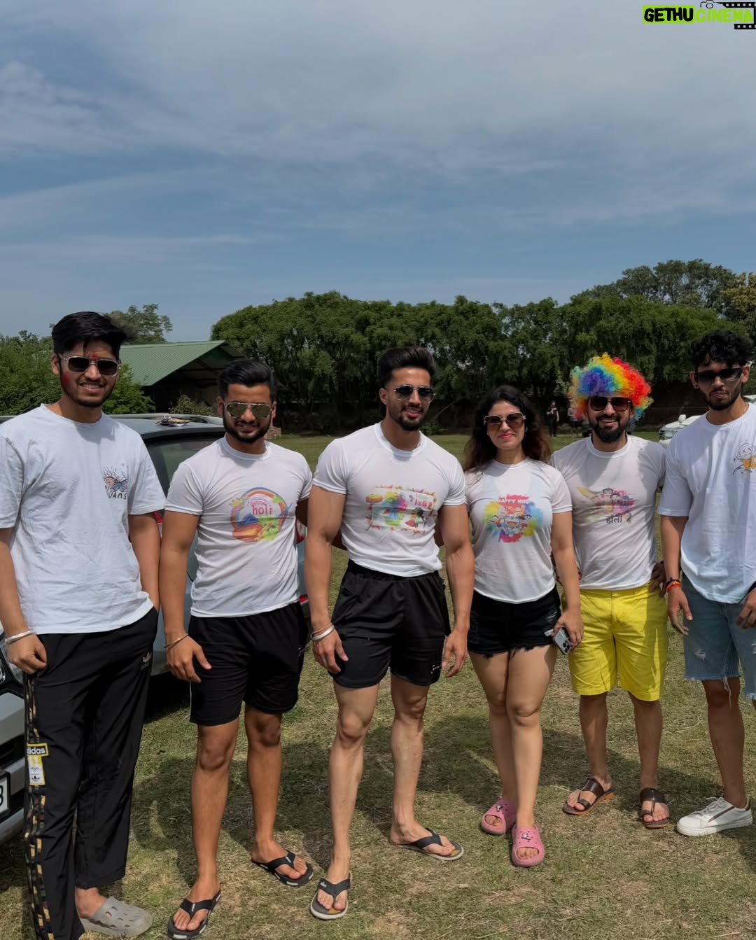 Archi Sharma - 6.7K Likes - Holi 2025 🌈 🏳️‍🌈 #curvyarchi #holi #trending