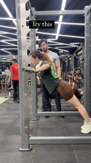 Archi Sharma Instagram - Try this besties ā„ļø #curvyarchi