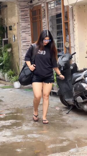 Archi Sharma Instagram - #curvyarchi