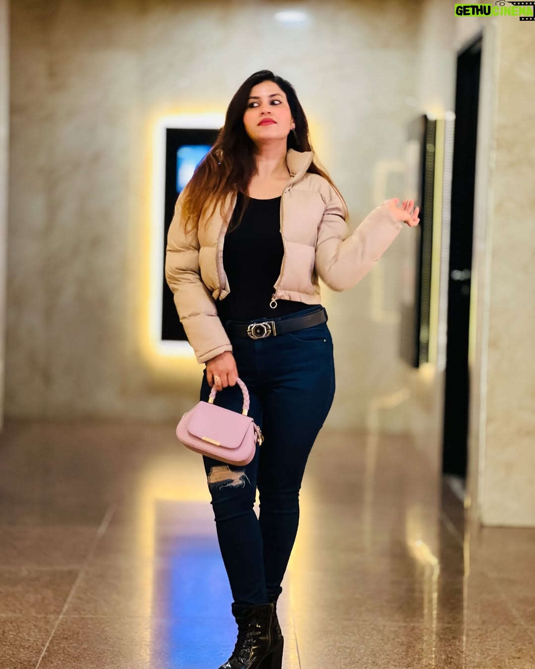 Archi Sharma - 2.5K Likes - Dil mera Dekho,Na meri Haisiyat puchho🥹🥺💞 #curvyarchi #love #unconditionallove 
.
.
.
.
#photo #photooftheday #pictures #picoftheday #photogram #instagram #igdaily #igers #instadaily #cute #hot #sexy #bold #cutie #beauty #beautywithbrain #mathswalimadam #archi #chandigarhmodels #aaa #mohali #fashionblogger #fitnessblogger #fashion #style #lifestyle