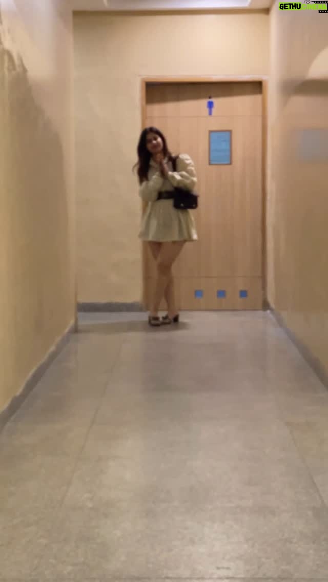 Archi Sharma - 118.6K Likes - #curvyarchi