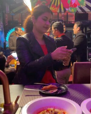 Archi Sharma Instagram - Weekend ka plan bnaya kya? @pranksterchandigarh chale? š„°ā¤ļø #curvyarchi
#pranksterchandigarh #prankster #club #clubbing #saturday #saturdaynight #chandigarhnights #nightclub #party #happy #mood #weekend #weekendvibes #tbt #love #aaa #chandigarhmodels #foodblogger #fashionblogger #foodislove #momos #dumplings #dimsum
