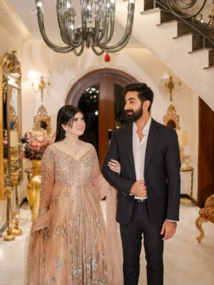 Arooba Batool Instagram - Desi cinderella with her prince @iismohad 🤴👸
Dress : @tabya_official
Makeup : @themakeupstudiobysehrish
#couplegoals #marriedcouple #shadi #weddinglook #wedding #valima #explore #exploremoreً #inlove #husbandandwife #lifepartner #igdaily