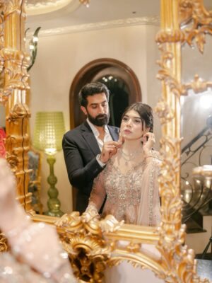 Arooba Batool Instagram - Desi cinderella with her prince @iismohad 🤴👸
Dress : @tabya_official
Makeup : @themakeupstudiobysehrish
#couplegoals #marriedcouple #shadi #weddinglook #wedding #valima #explore #exploremoreً #inlove #husbandandwife #lifepartner #igdaily