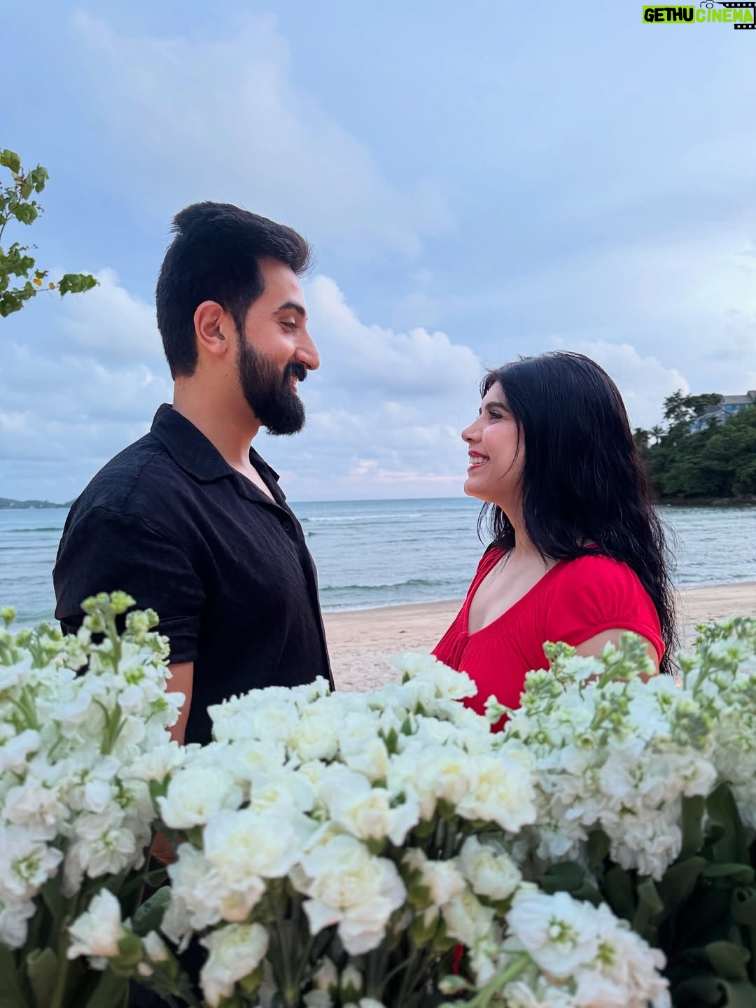 Arooba Batool - 46.9K Likes - We were just kids when we fell in love♥️

#bestsurpriseever #romantic #loveofmylife #explore #anniversarydinner #explorepage #exploremore #couples #igdaily