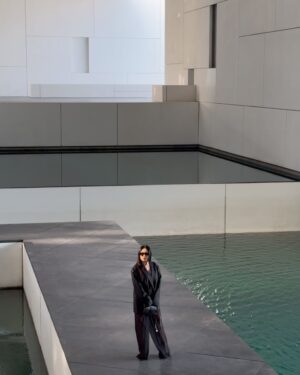 Arpi Gabrielyan Instagram - Art without borders š¤
@visitabudhabi @louvreabudhabi @saadiyatae @saadiyatculturaldistrict #inabudhabi