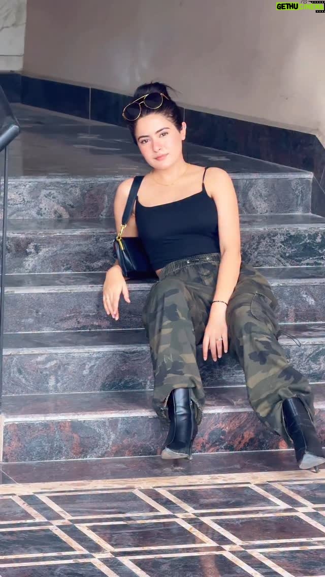 Arshiya Makkar - 21.7K Likes - 😉 

#reels #reelsinstagram
