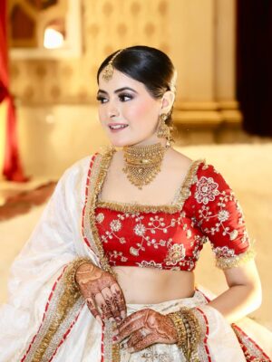 Arshiya Makkar Instagram - 🌝❤️
#instagram #post #wedding #lehenga #trending