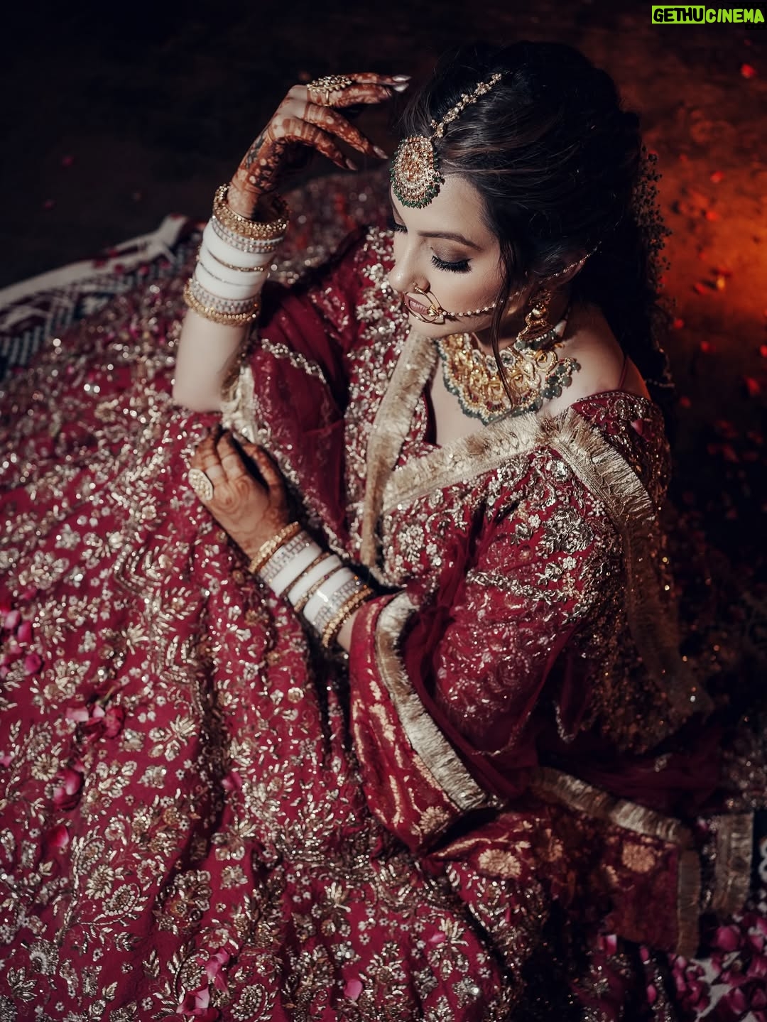 Arshreet Kaur - 148.1K Likes - Outfit @thefeminacouture
Groom outfit @thefeminacouture
Jewellery @mintoo_jewellers_ghumarmandi