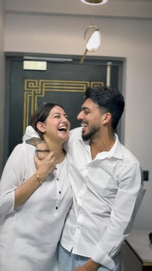 Arshreet Kaur Instagram - 😛😍