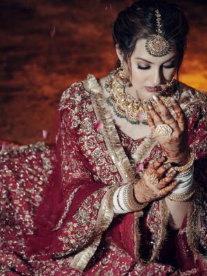 Arshreet Kaur Instagram - Outfit @thefeminacouture
Groom outfit @thefeminacouture
Jewellery @mintoo_jewellers_ghumarmandi