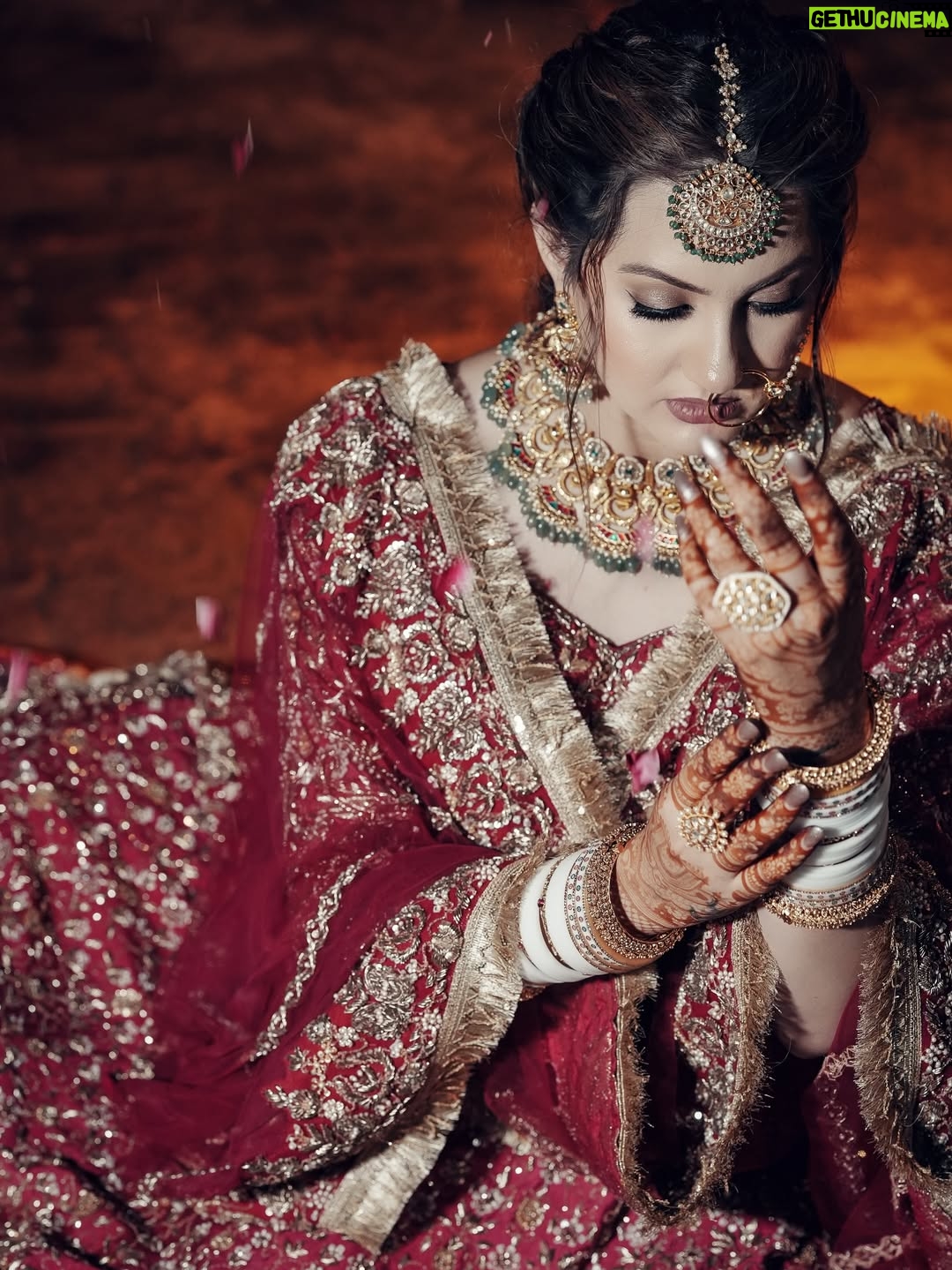Arshreet Kaur - 148.1K Likes - Outfit @thefeminacouture
Groom outfit @thefeminacouture
Jewellery @mintoo_jewellers_ghumarmandi